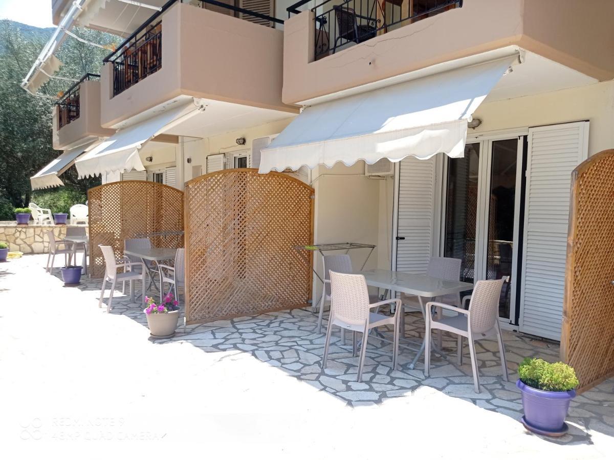 Ferienwohnung Vessarios Nikiana Exterior foto
