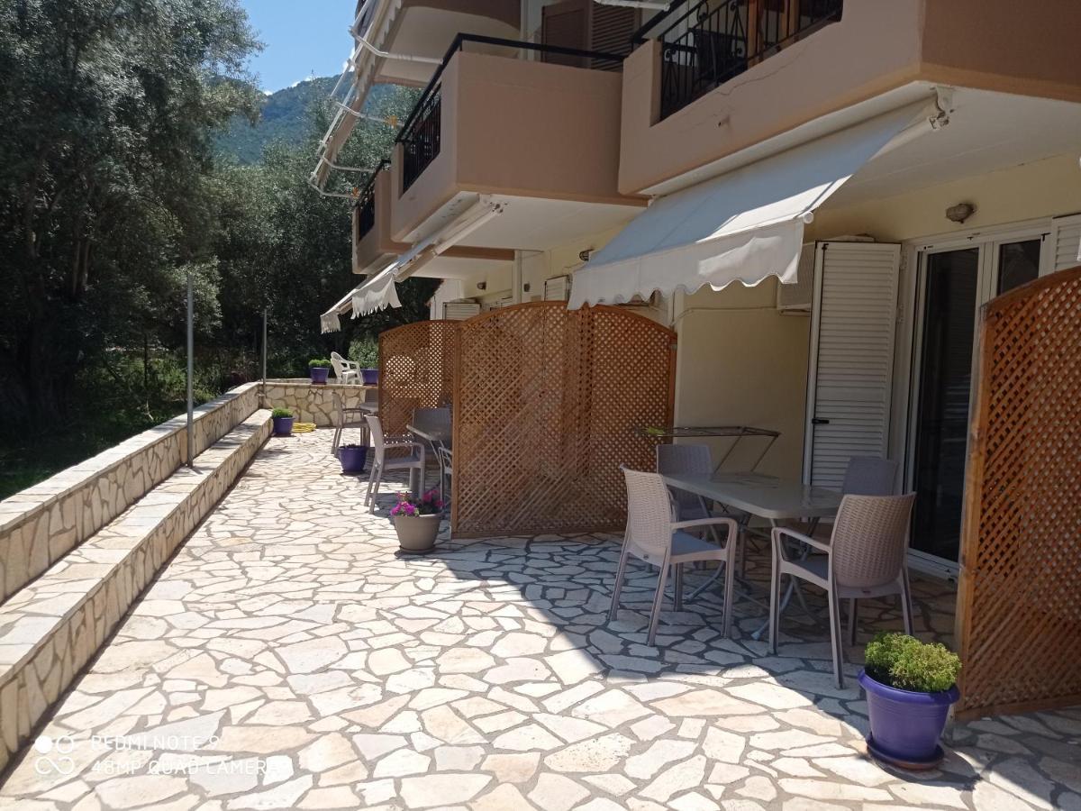 Ferienwohnung Vessarios Nikiana Exterior foto